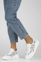 Skórzane sneakersy Filippo DP4690/23 WH białe