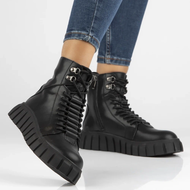 Leather ankle boots Filippo DBT6312/24 BK black