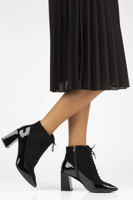 Skórzane botki Sagan 4635 czarne