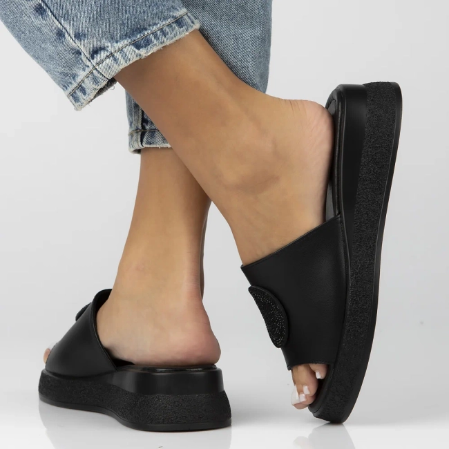 Leather flip-flops Filippo DK6987/25 BK black