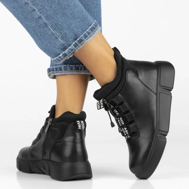 Leather ankle boots Filippo DBT6532/25 BK black