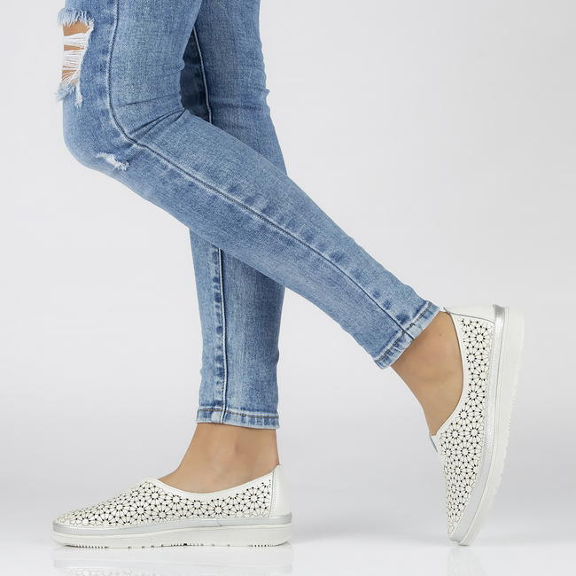 Półbuty Filippo DP1400/20 WH białe