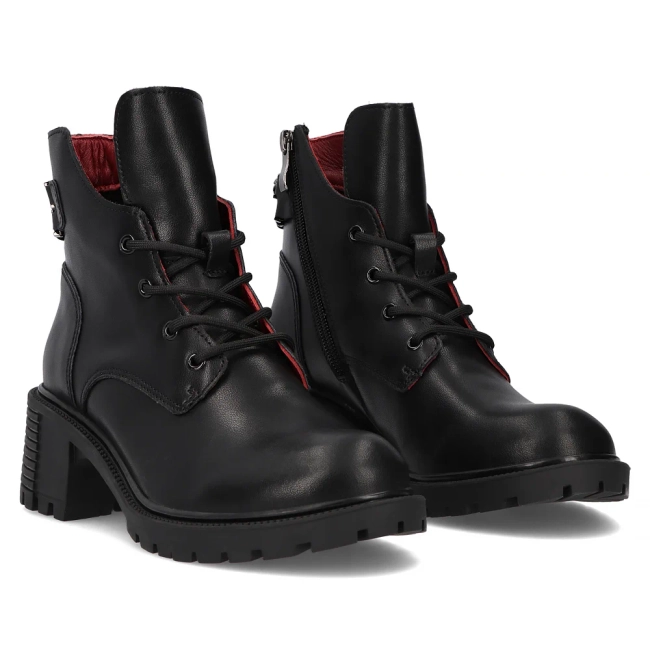 Leather ankle boots Filippo DBT6491/24 BK black