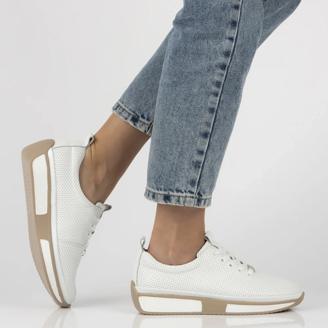 Leather sneakers Filippo DP6740/25 WH white