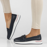 Skórzane półbuty na platformie Filippo DP4400/23 NV granatowe