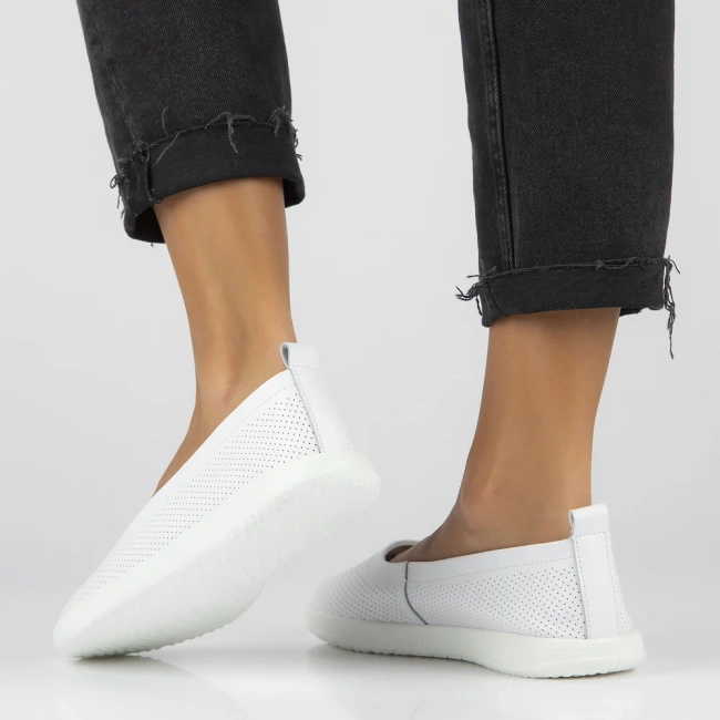 Leather shoes Filippo DP6023/24 WH white