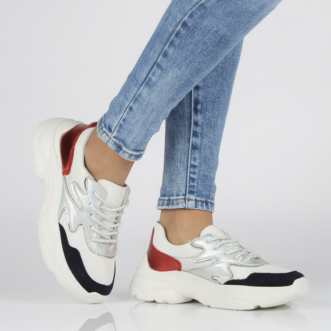 Skórzane sneakersy Filippo DP1410/20 WH RD białe