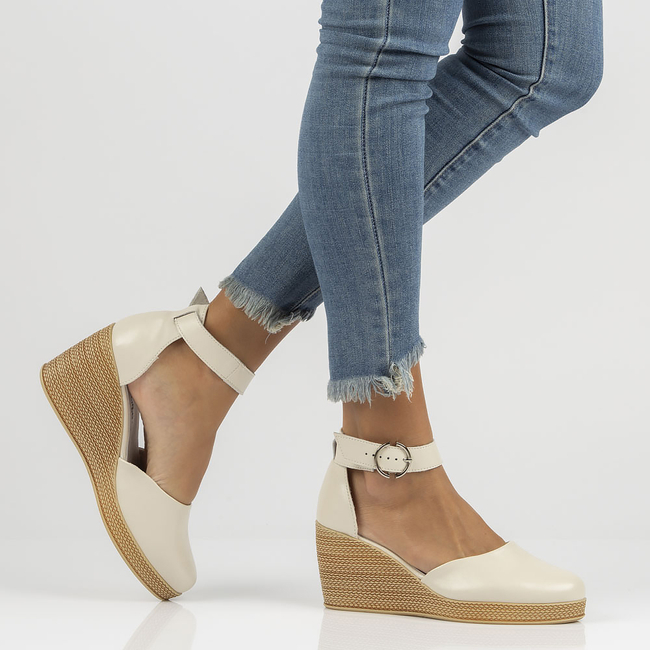 Leather sandals Filippo DP3519/22 BE beige