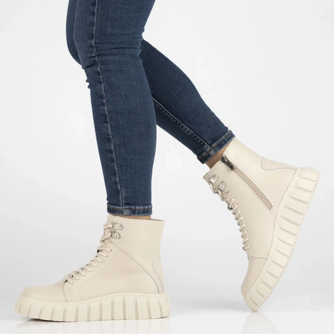 Leather ankle boots Filippo DBT6312/25 BE beige