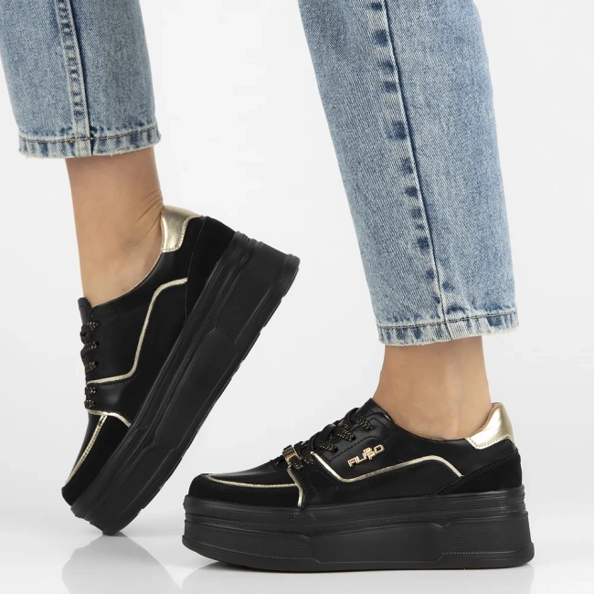 Leather sneakers Filippo DP6805/25 BK black