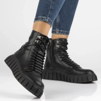 Leather ankle boots Filippo DBT6312/24 BK black