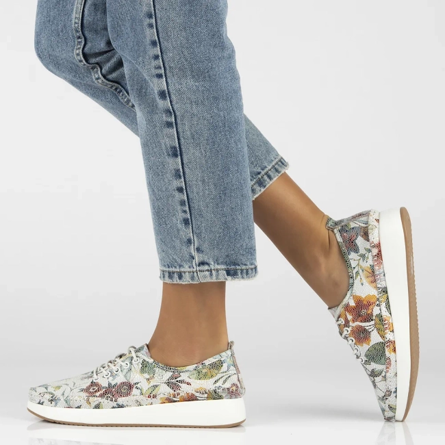 Leather shoes Filippo DP6102/24 WH FL white flowers