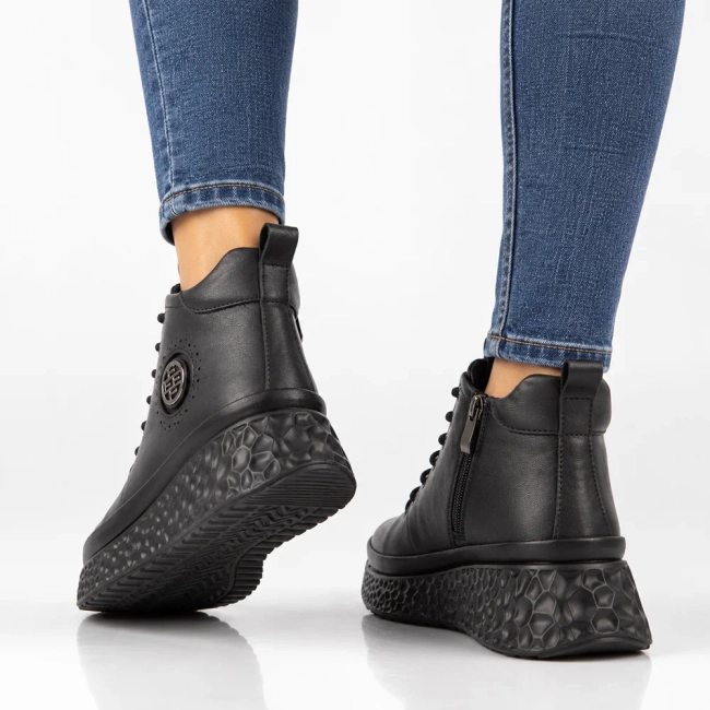 Leather platform ankle boots Filippo DBT7998/26 BK black