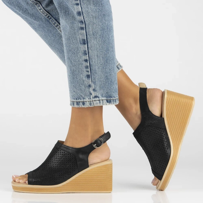 Leather sandals Filippo DS6053/24 BK black