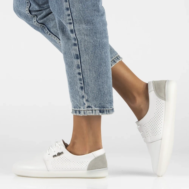 Skórzane półbuty Filippo DP6014/24 WH białe