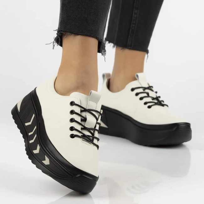 Skórzane sneakersy Filippo DP6427/25 LT BE jasnobeżowe