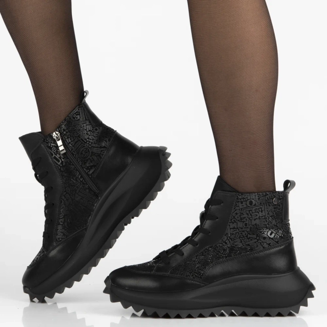 Leather ankle boots Filippo DBT7138/25 BK black