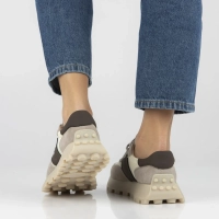Skórzane sneakersy na platformie Filippo DP7561/26 BE beżowe