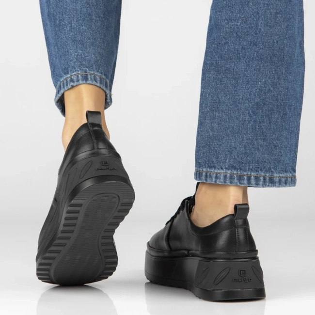 Skórzane sneakersy Filippo DP8006/26 BK czarne