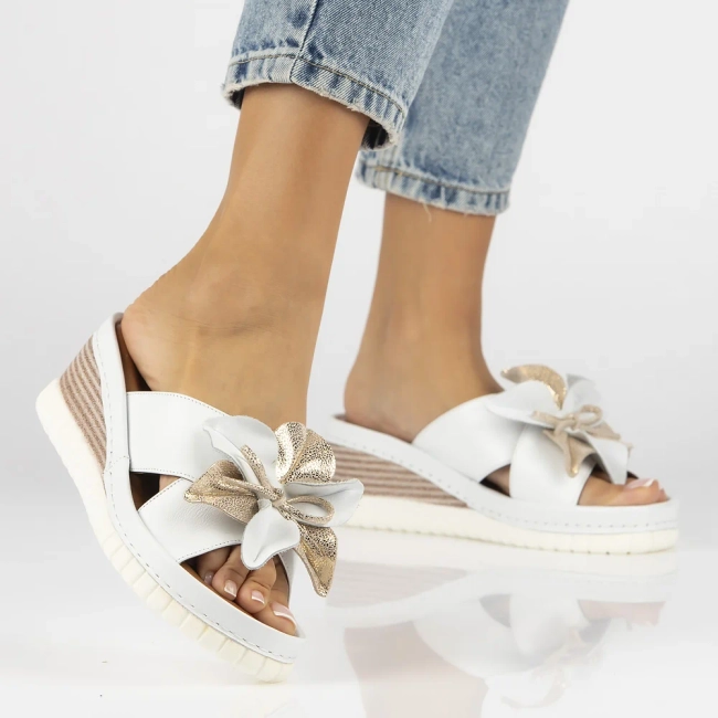 Leather slippers Artiker 54C0537 white