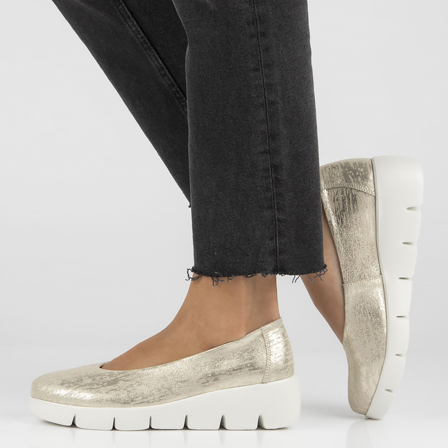 Leather shoes DP4560/23 GO gold