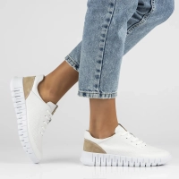 Skórzane sneakersy Filippo DP6035/24 WH białe