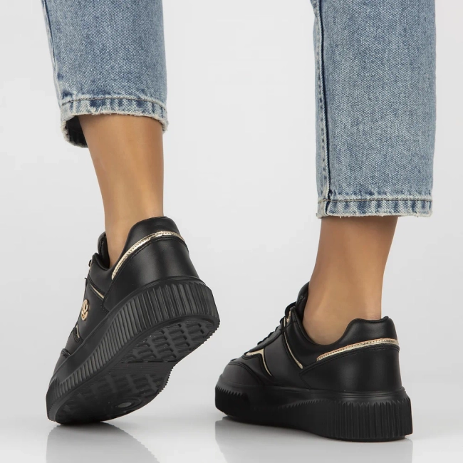 Leather sneakers Filippo DP6727/25 BK black