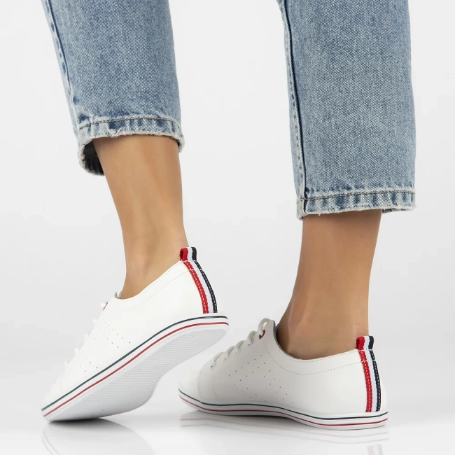 Skórzane półbuty Filippo DP073/25 WH białe