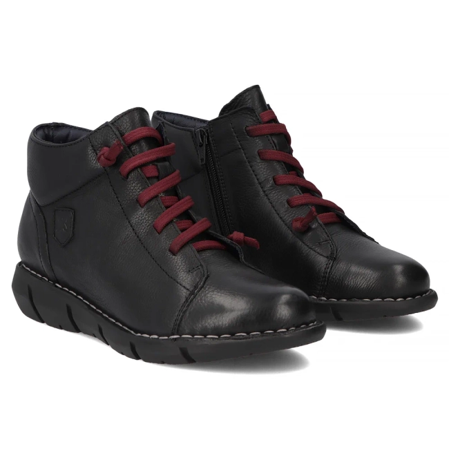 Leather ankle boots Maciejka P7240-01/00-1 black