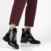 Leather ankle boots Filippo DBT7387/25 BK black