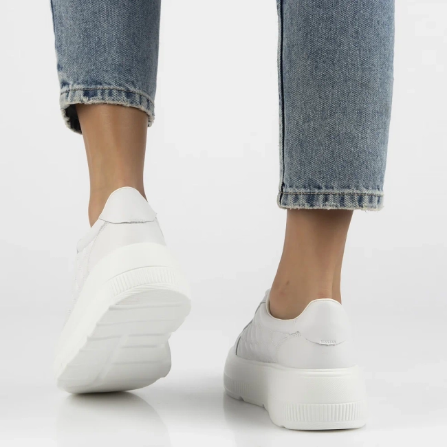 Skórzane sneakersy Filippo DP7285/25 WH białe