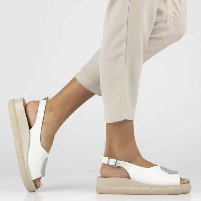 Leather sandals Filippo DS6984/25 WH white