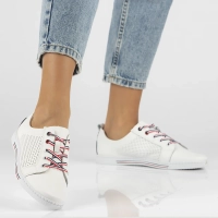 Leather shoes Filippo DP008/24 WH white