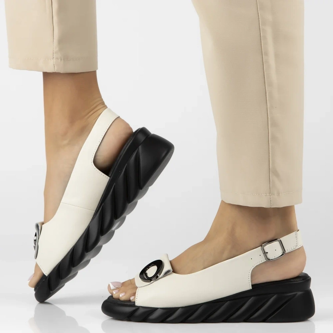 Leather sandals Filippo DS7011/25 BE beige