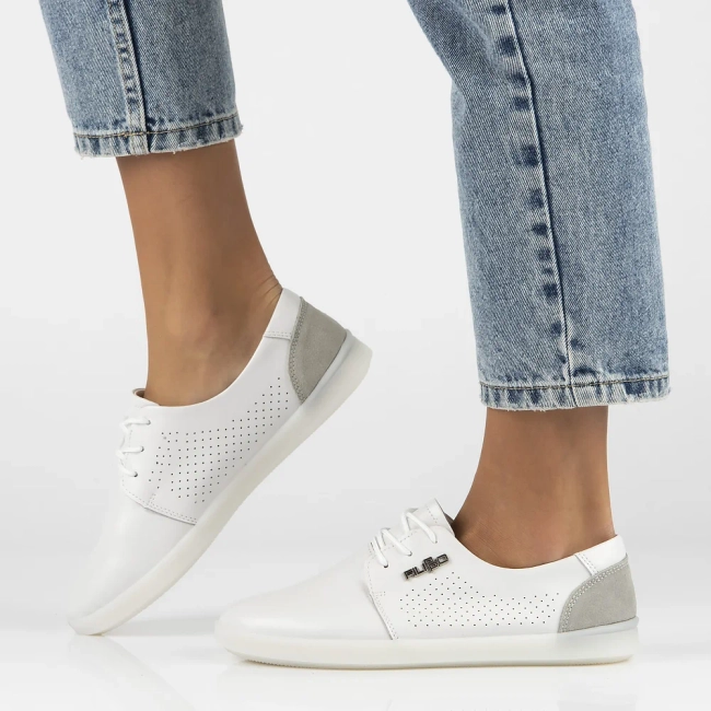 Skórzane półbuty Filippo DP6014/24 WH białe