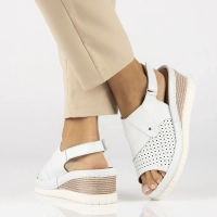 Leather sandals Artiker 54C0540 white