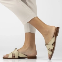 Leather flip-flops Filippo 40387 beige