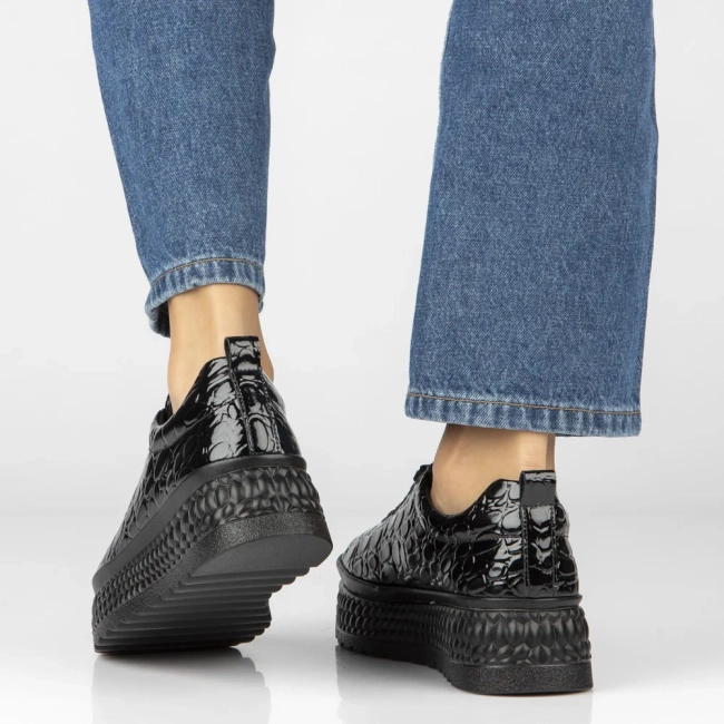 Skórzane sneakersy Filippo DP7284/26 BK CR czarne