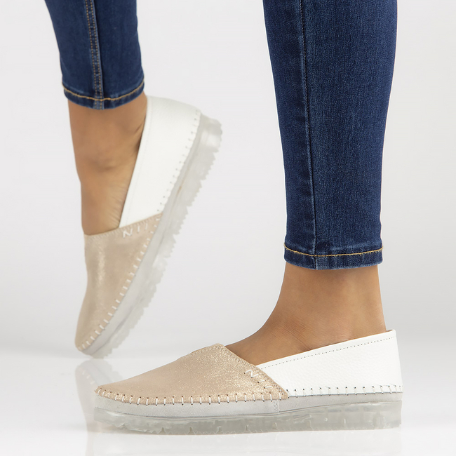 Leather shoes Filippo DP2147/22 WH GO white