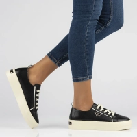 Skórzane półbuty na platformie DP6025/24 BK czarne