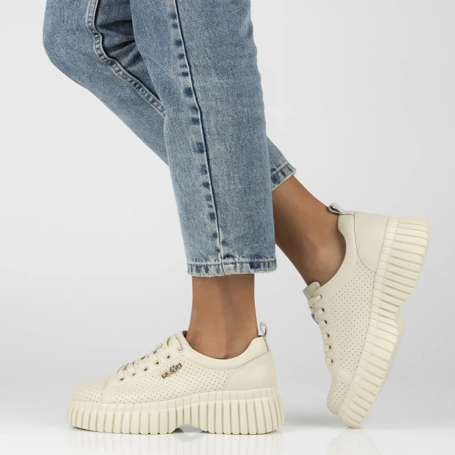 Leather sneakers Filippo DP6779/25 BE beige