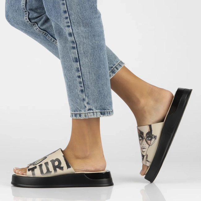 Leather flip-flops Filippo DK6158/25 BE beige