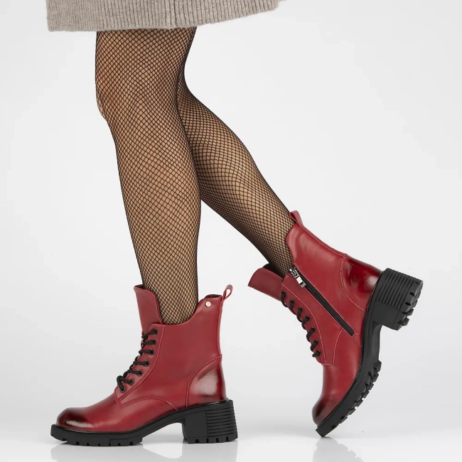 Leather ankle boots Filippo DBT6501/24 RD red