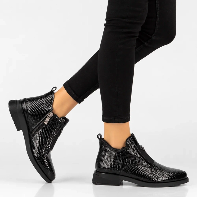 Leather ankle boots Filippo DBT6425/26 BK black