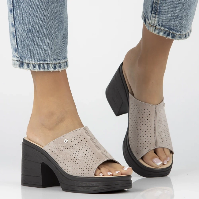 Leather slippers Filippo DK6814/25 BE beige