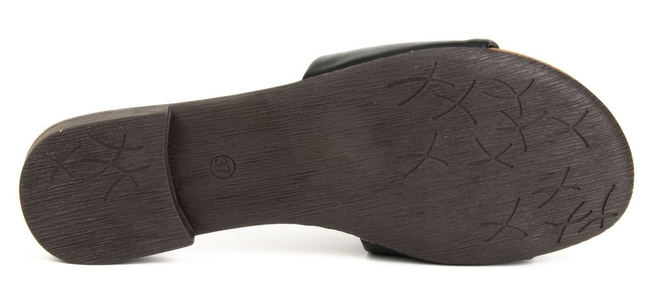 Klapki Piazza 900582 1-37 Black