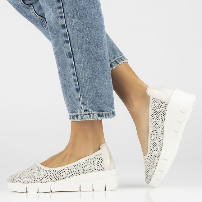 Skórzane półbuty na koturnie Filippo 100 złote