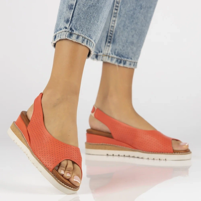 Leather sandals Artiker 50C0866 red