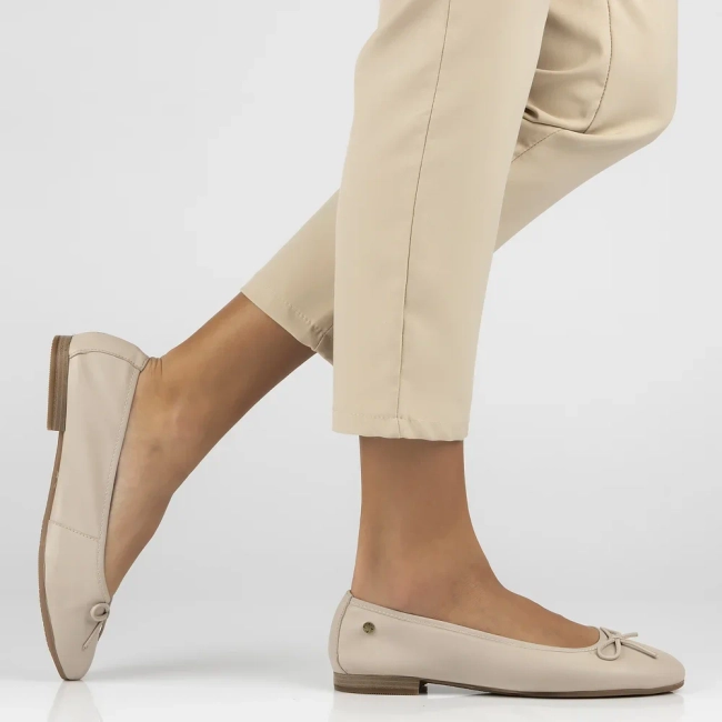 Leather ballerinas Maciejka P6800-04/00-0 beige