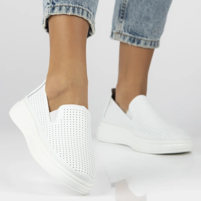 Leather shoes Filippo DP6752/25 WH white